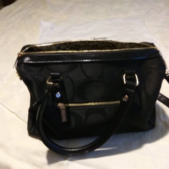 Black carryall - Picture 1 of 6